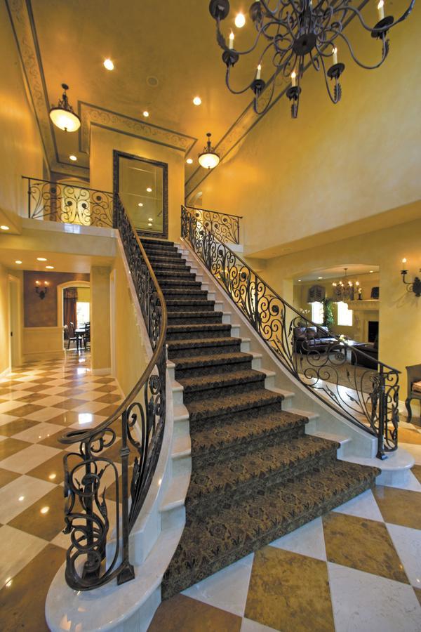 The Villa at Arden Hills Carmichael Exteriör bild
